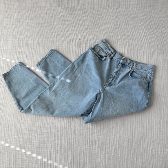 Light wash denim high waisted dad jeans - Picture 3 of 8